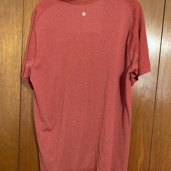 Lululemon Tee - Picture 2 of 3